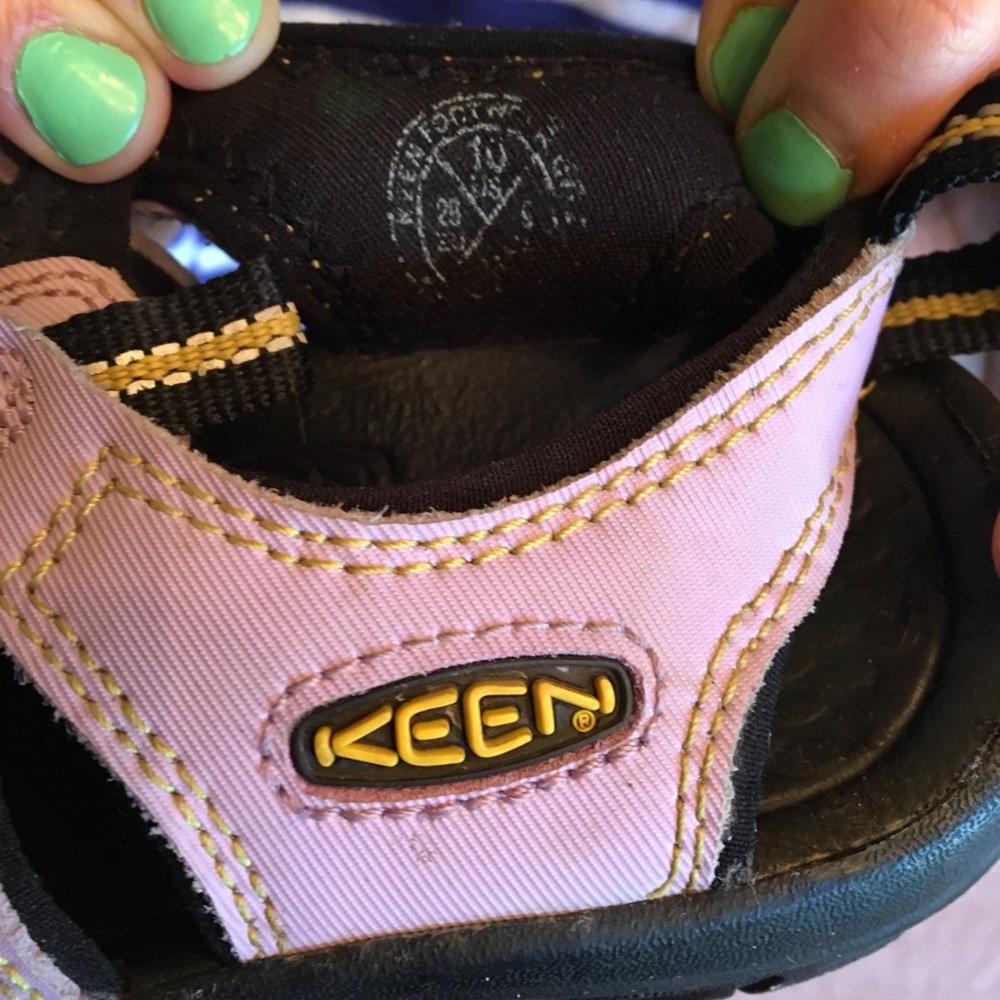 Toddler size Keen Newport Sandals